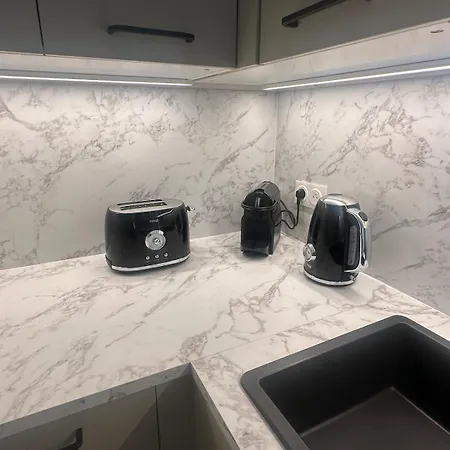 L'ecrin Sanaryen - Chic Two-room In The Heart Of The Pkg Alleys Apartment